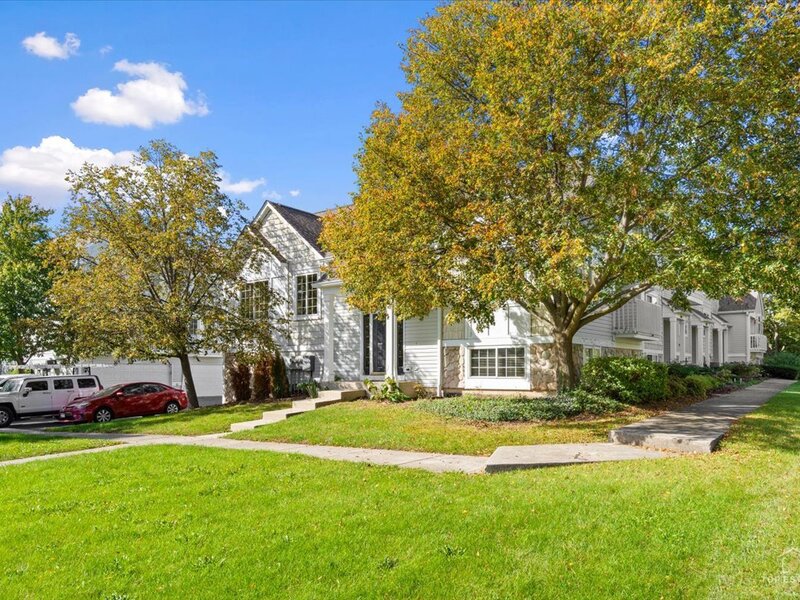 1712 Middlebury Drive Aurora IL 60503