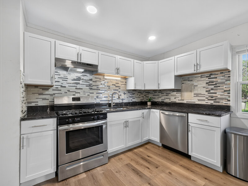 103 Willow Road Streamwood IL 60107