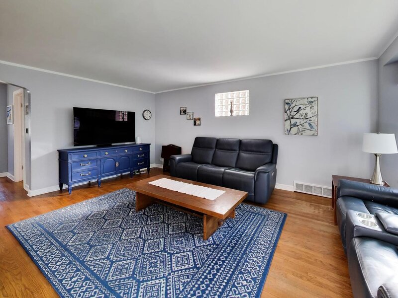 7710 W Peterson Avenue Chicago IL 60631