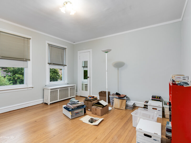 2701 W Farwell Avenue Chicago IL 60645