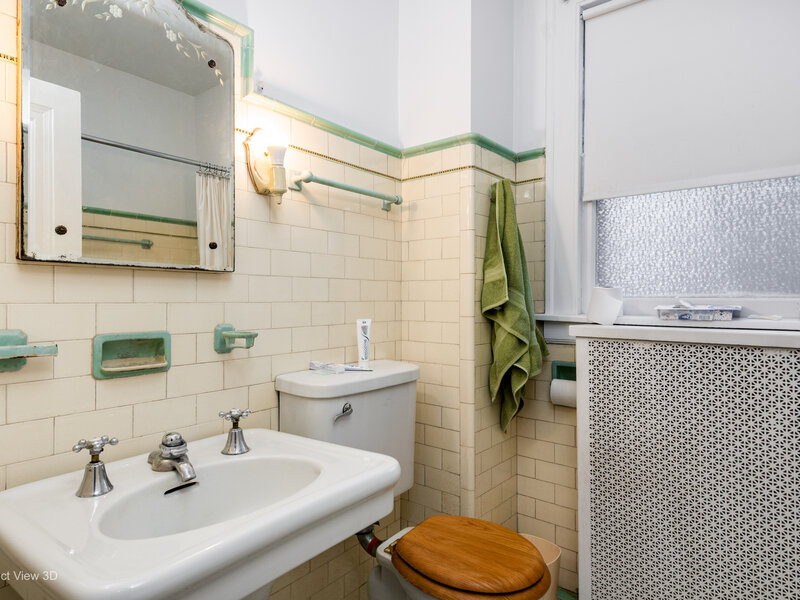 2701 W Farwell Avenue Chicago IL 60645