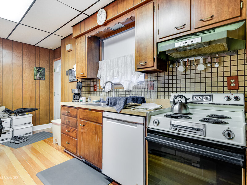 2701 W Farwell Avenue Chicago IL 60645
