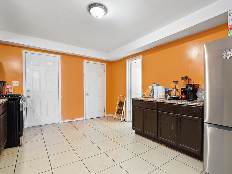 227 154th Place Calumet City IL 60409