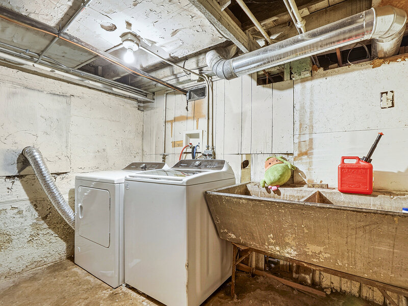 227 154th Place Calumet City IL 60409