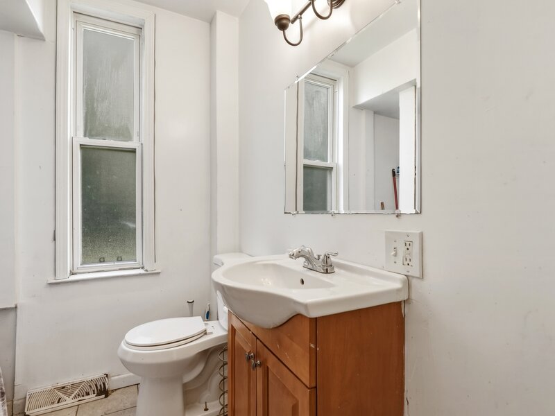 227 154th Place Calumet City IL 60409