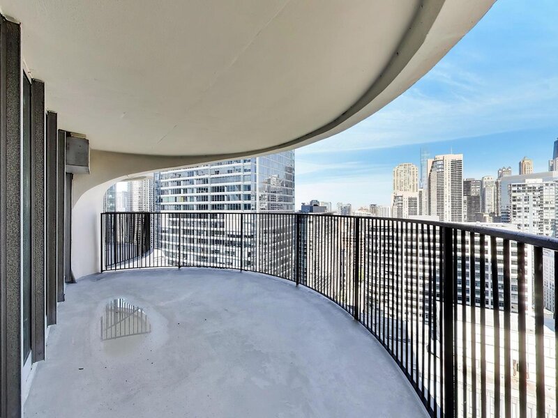 300 N State Street Chicago IL 60654