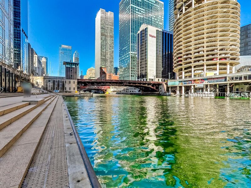 300 N State Street Chicago IL 60654