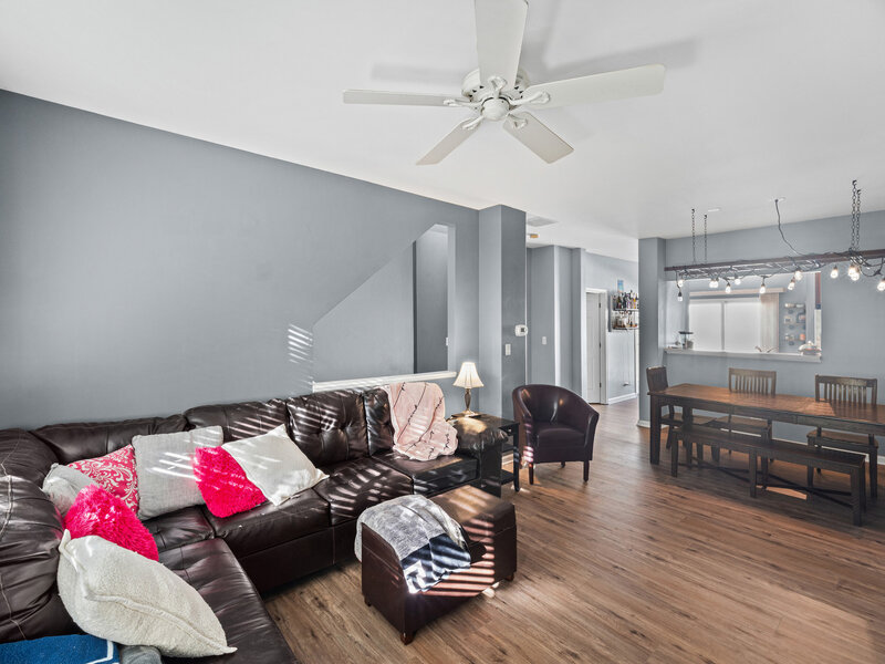 1317 New Haven Drive Cary IL 60013