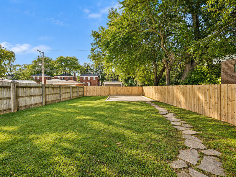 9926 S Luella Avenue Chicago IL 60617