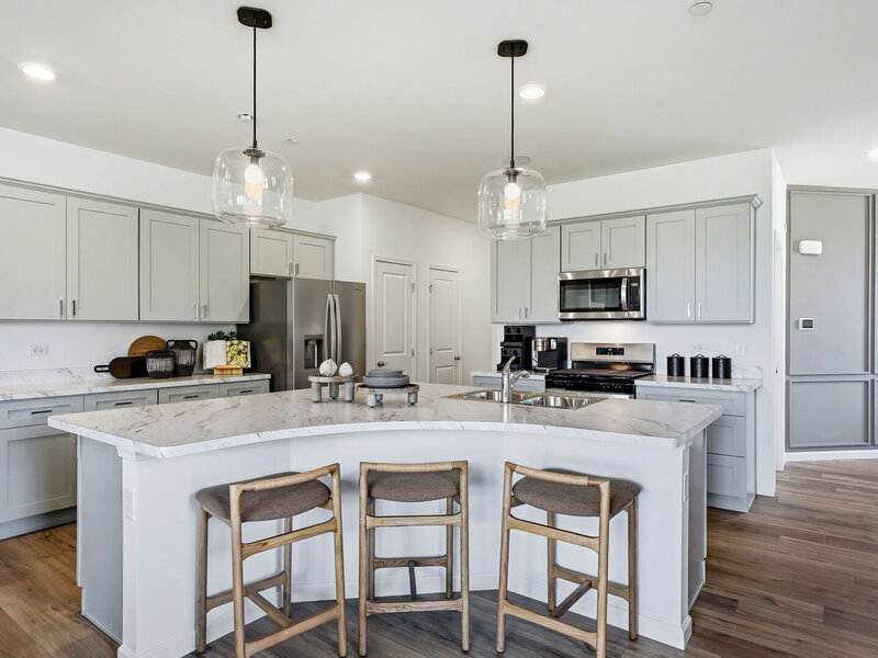 2041 Palmer Court Hoffman Estates IL 60169