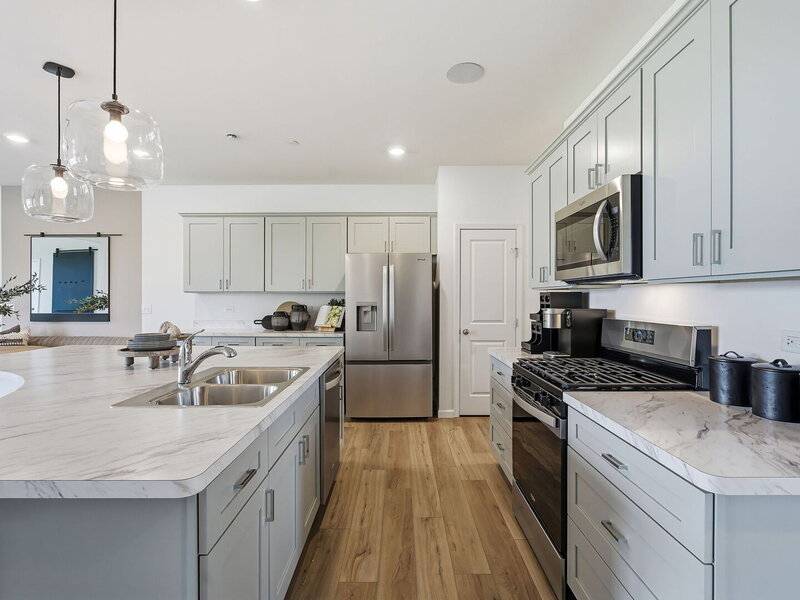 2041 Palmer Court Hoffman Estates IL 60169