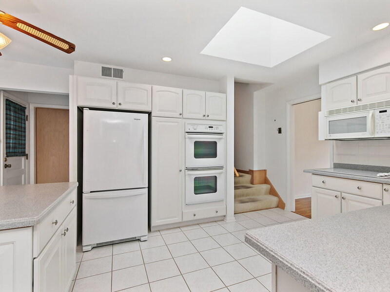 2831 Kensington Avenue Westchester IL 60154