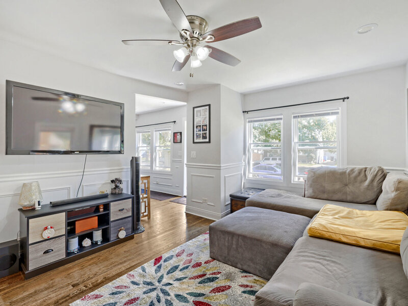 10956 S Saint Louis Avenue Chicago IL 60655