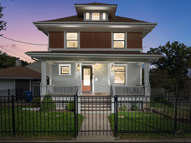 122 S 5th Street St. Charles IL 60174