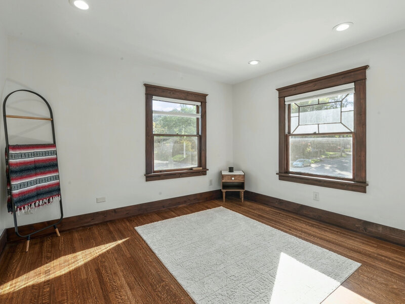 122 S 5th Street St. Charles IL 60174