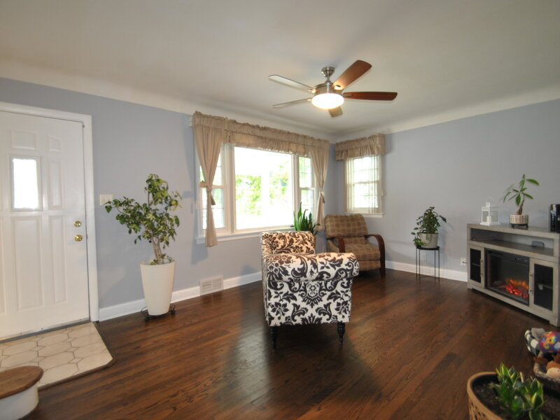 1600 N 33rd Avenue Melrose Park IL 60160