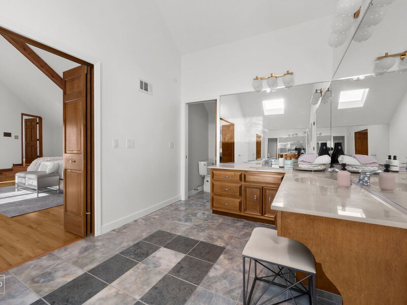 154 Saddle Brook Drive Oak Brook IL 60523
