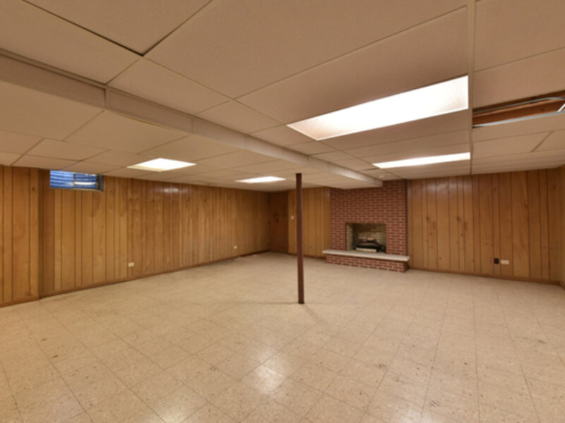 2323 N Sheridan Road Waukegan IL 60087