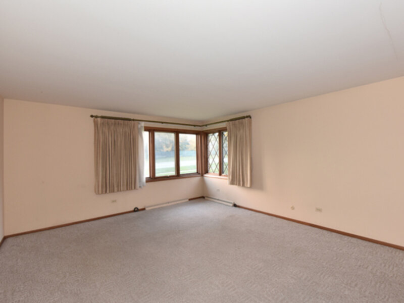 2323 N Sheridan Road Waukegan IL 60087