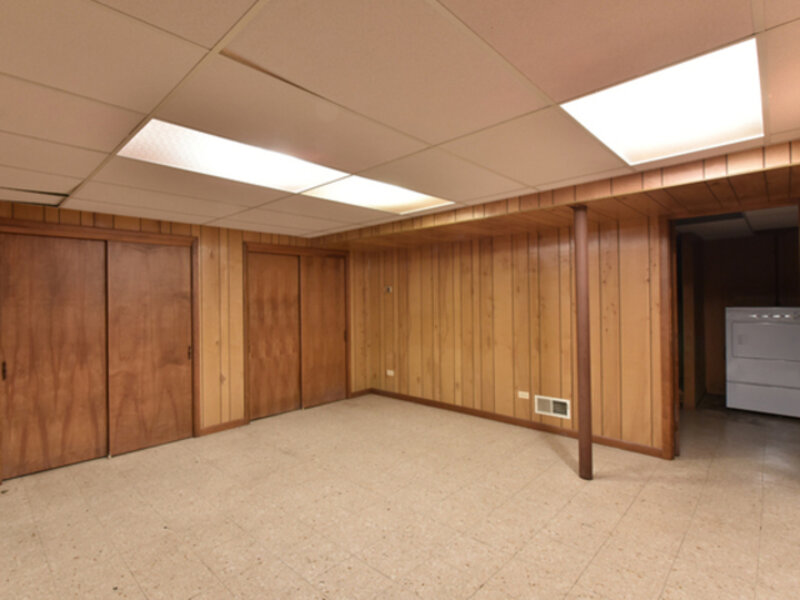 2323 N Sheridan Road Waukegan IL 60087