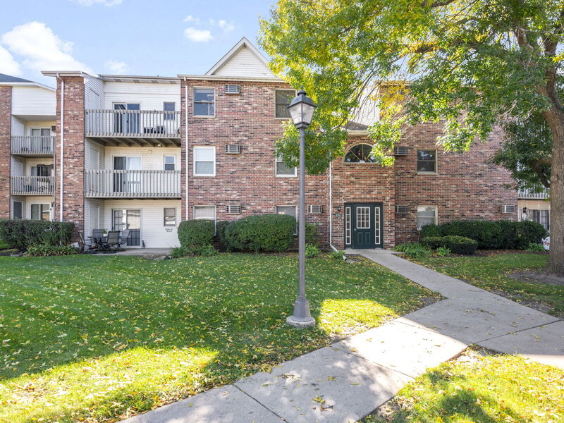 4316 W Shamrock Lane Mchenry IL 60050