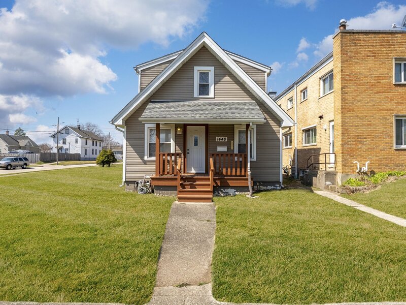 1448 Hervey Avenue North Chicago IL 60064