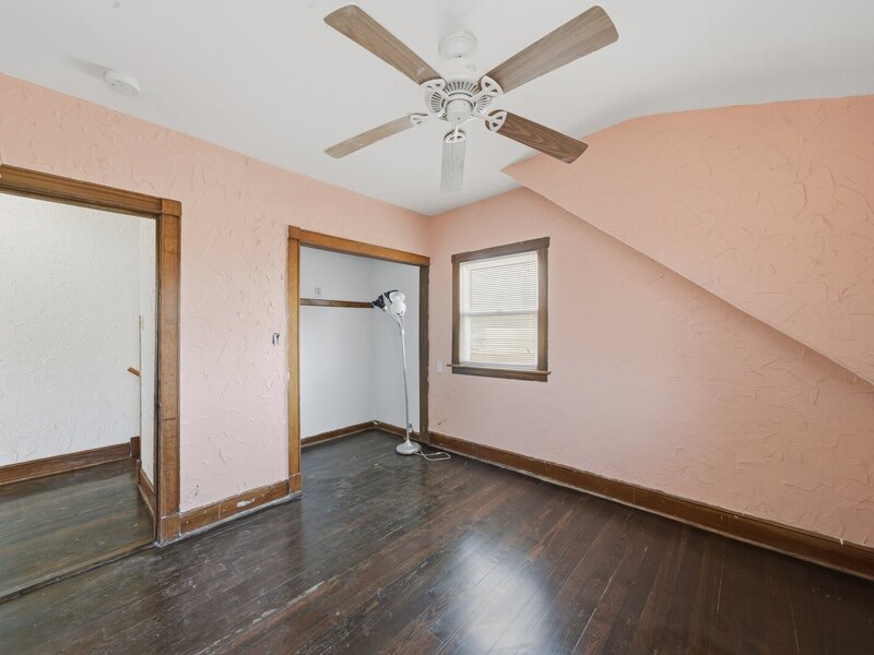 623 S 17th Avenue Maywood IL 60153