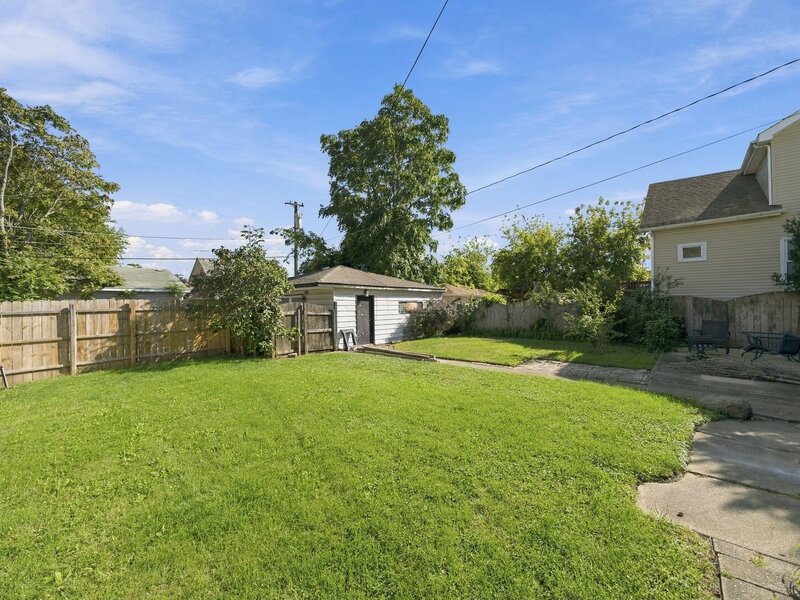 623 S 17th Avenue Maywood IL 60153