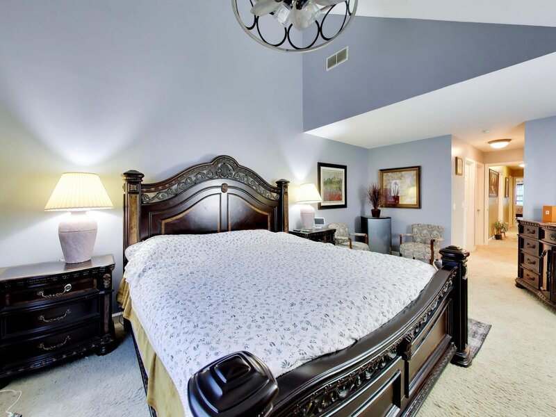 1454 Laurel Oak Drive Streamwood IL 60107