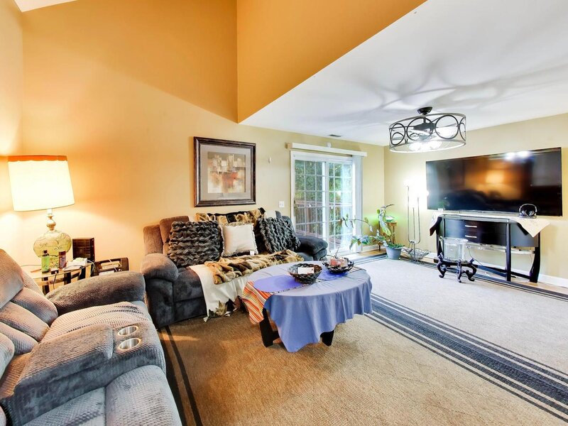 1454 Laurel Oak Drive Streamwood IL 60107