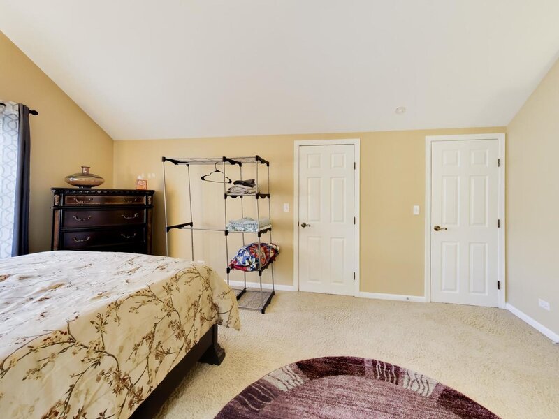 1454 Laurel Oak Drive Streamwood IL 60107