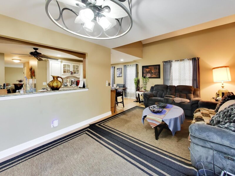 1454 Laurel Oak Drive Streamwood IL 60107