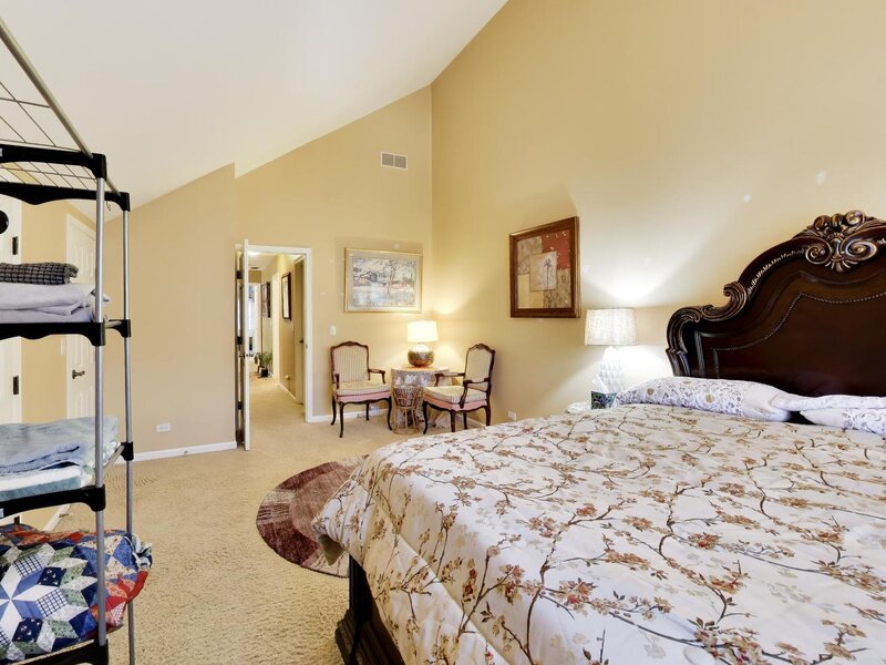1454 Laurel Oak Drive Streamwood IL 60107