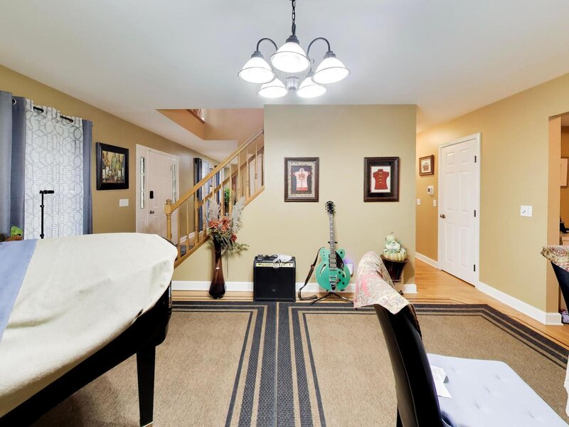 1454 Laurel Oak Drive Streamwood IL 60107