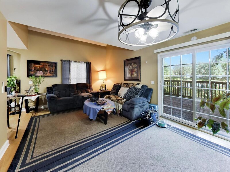 1454 Laurel Oak Drive Streamwood IL 60107