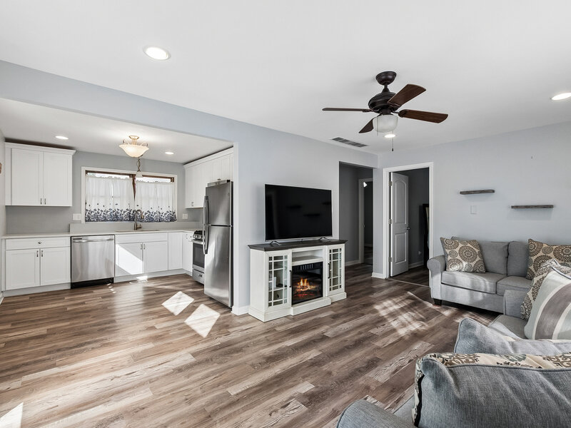 16132 Latrobe Avenue Oak Forest IL 60452