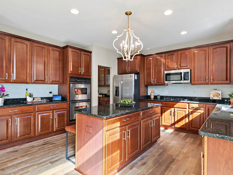 2370 Fishhook Way Wauconda IL 60084