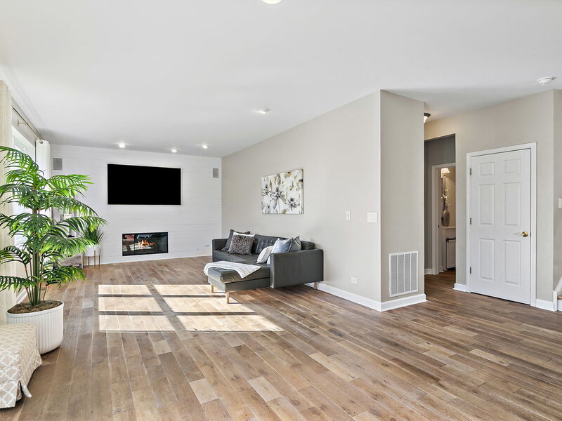 2370 Fishhook Way Wauconda IL 60084