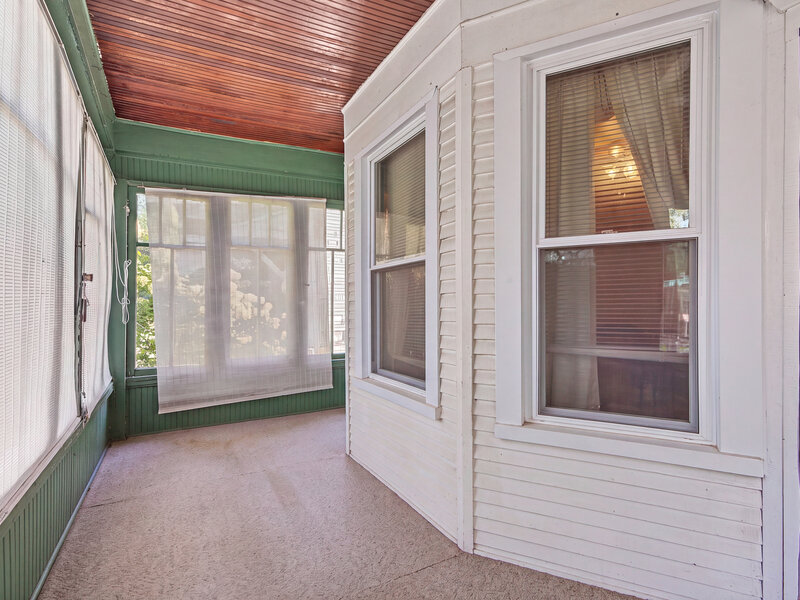 5057 W Superior Street Chicago IL 60644