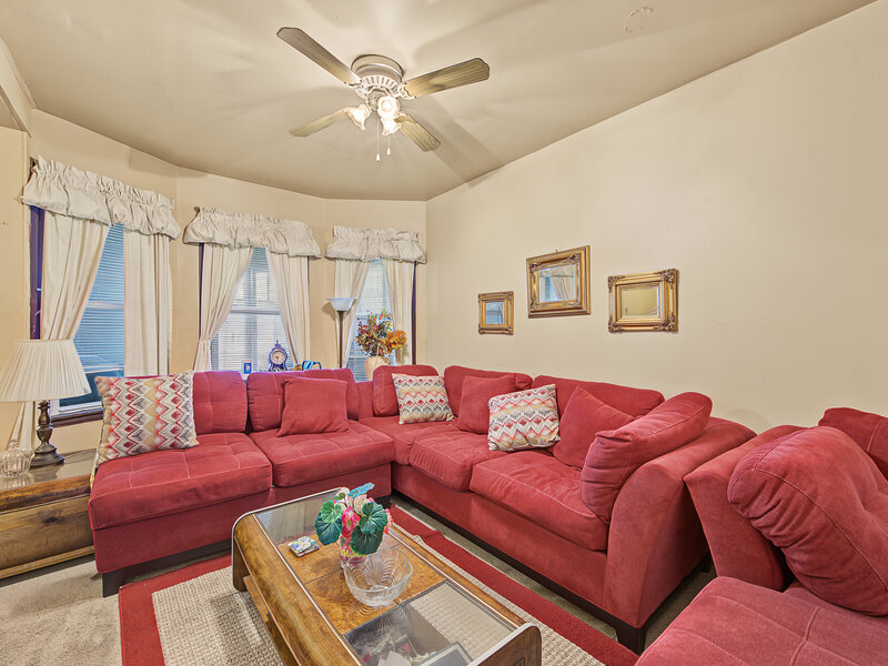 5057 W Superior Street Chicago IL 60644