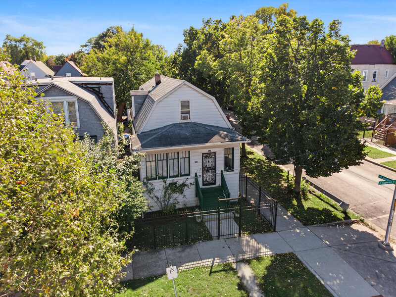 5057 W Superior Street Chicago IL 60644