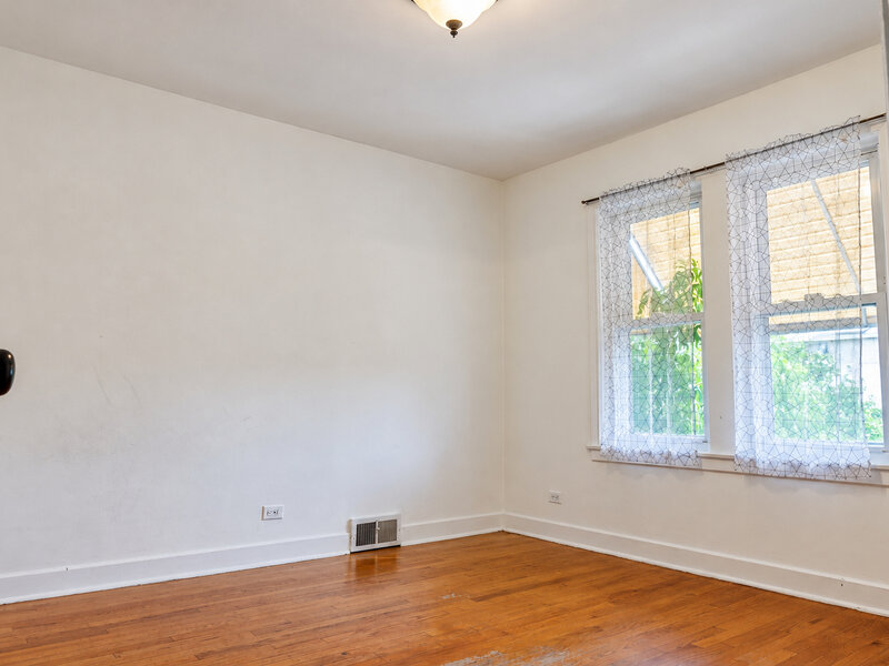 5155 S Kenneth Avenue Chicago IL 60632