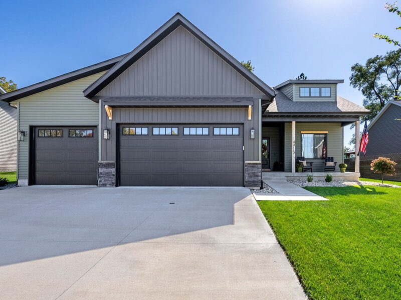 4915 Willow Circle Davenport IA 52806