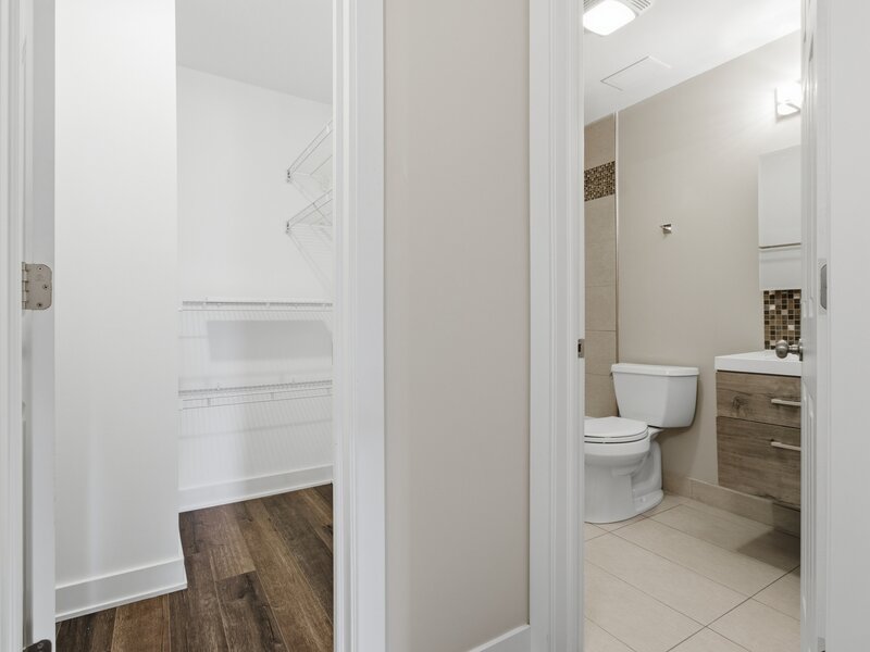 5201 Carriageway Drive Rolling Meadows IL 60008
