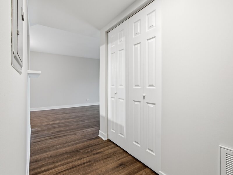 5201 Carriageway Drive Rolling Meadows IL 60008