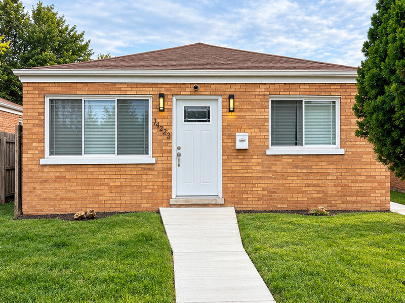 14733 Maplewood Avenue Harvey IL 60426