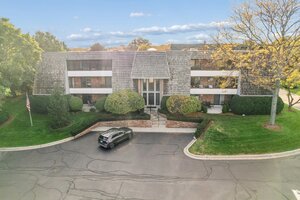 Photo of 200 Red Top Drive Libertyville IL 60048 Unit 304