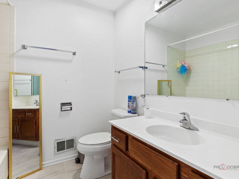 377 E Forest Knoll Drive Palatine IL 60074