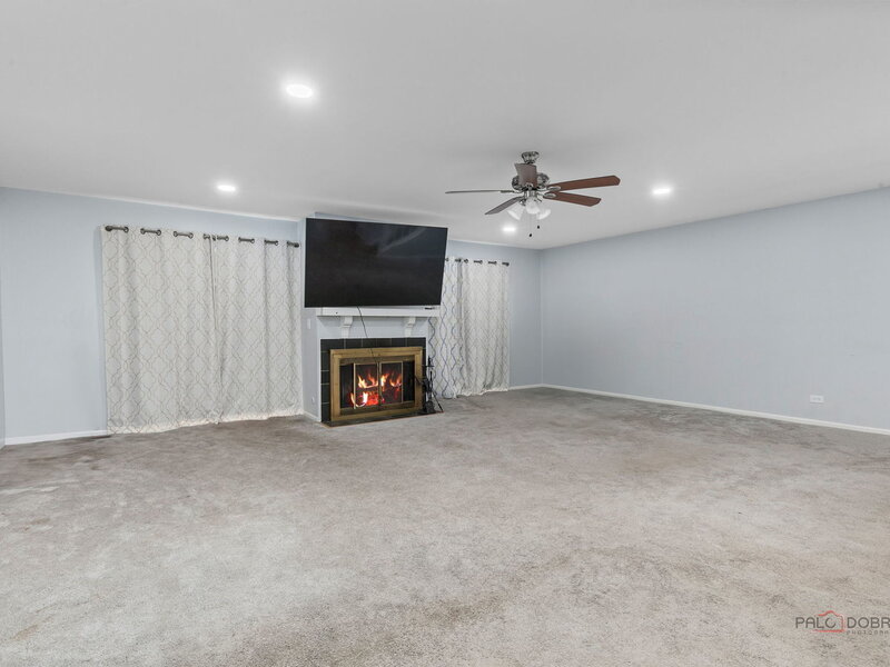 377 E Forest Knoll Drive Palatine IL 60074