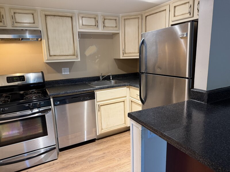 91 Edison Court Fox Lake IL 60020